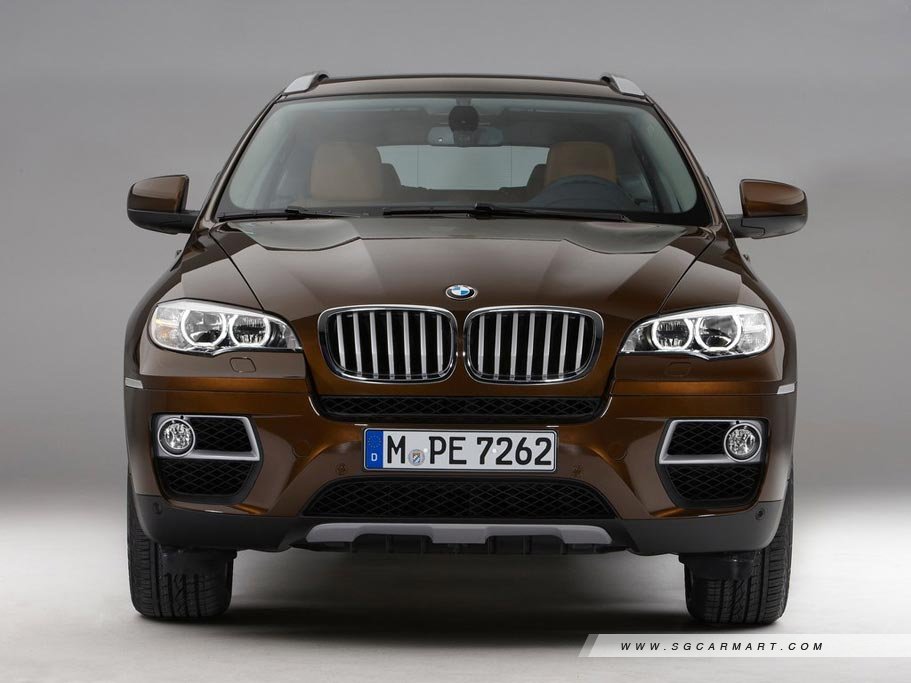 https://i.i-sgcm.com/new_cars/cars/10618/10618_g3