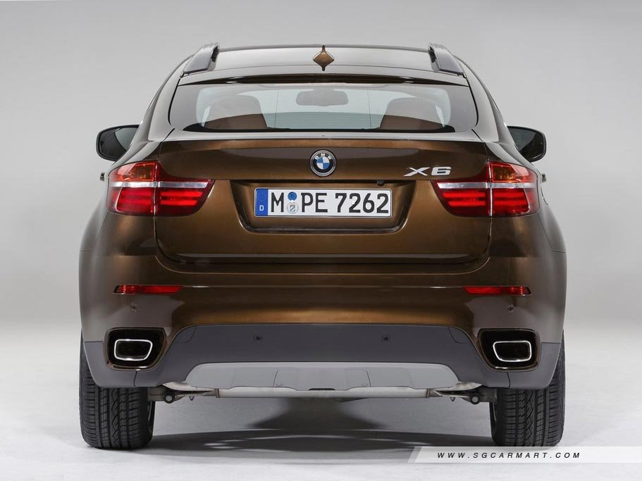 https://i.i-sgcm.com/new_cars/cars/10618/10618_g4