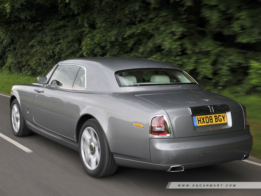 https://i.i-sgcm.com/new_cars/cars/10638/10638_g2