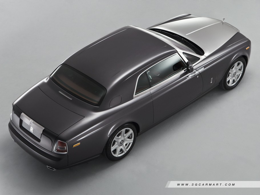 https://i.i-sgcm.com/new_cars/cars/10638/10638_g4