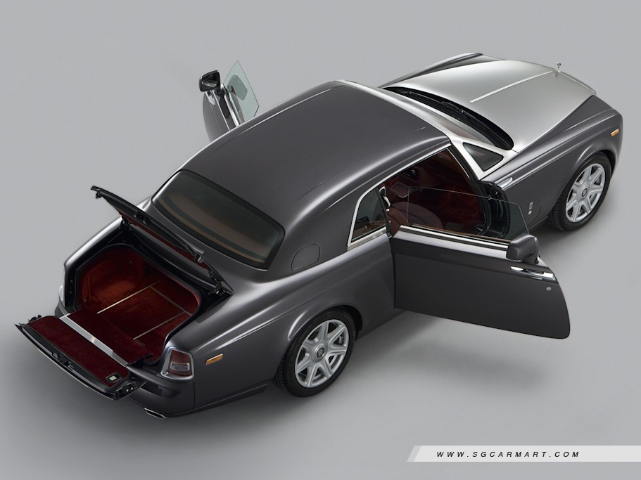 https://i.i-sgcm.com/new_cars/cars/10638/10638_g5