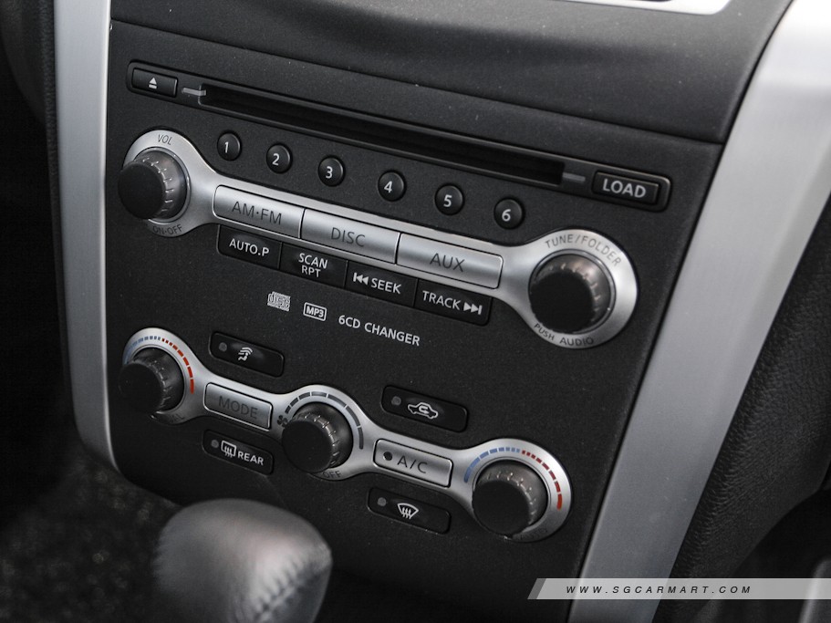 https://i.i-sgcm.com/new_cars/cars/10648/10648_g15