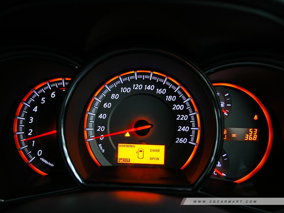 https://i.i-sgcm.com/new_cars/cars/10648/10648_g17