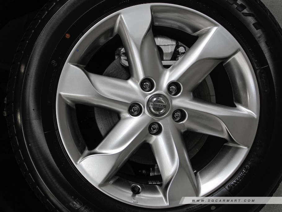 https://i.i-sgcm.com/new_cars/cars/10648/10648_g5