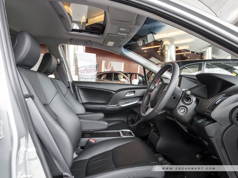 https://i.i-sgcm.com/new_cars/cars/10652/10652_g11