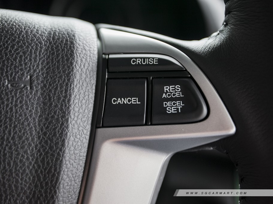 https://i.i-sgcm.com/new_cars/cars/10652/10652_g15