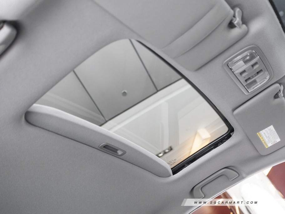 https://i.i-sgcm.com/new_cars/cars/10652/10652_g25