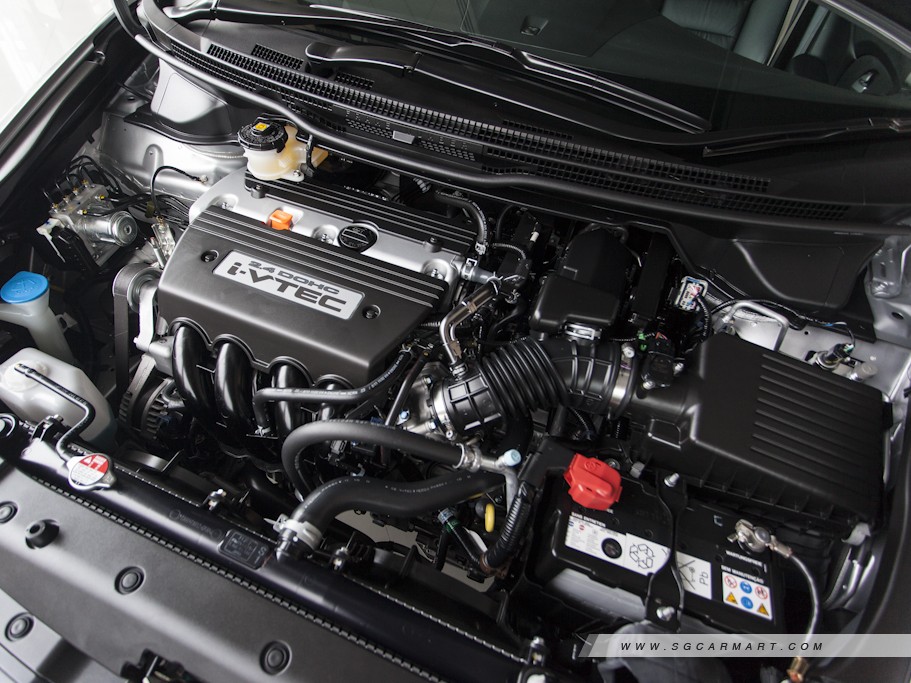 https://i.i-sgcm.com/new_cars/cars/10652/10652_g27