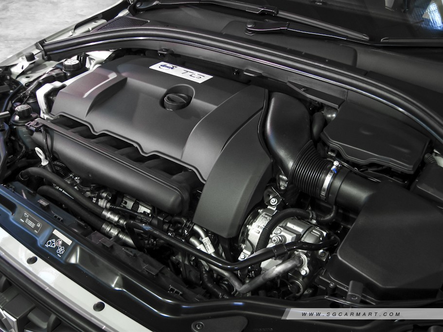https://i.i-sgcm.com/new_cars/cars/10656/10656_g101