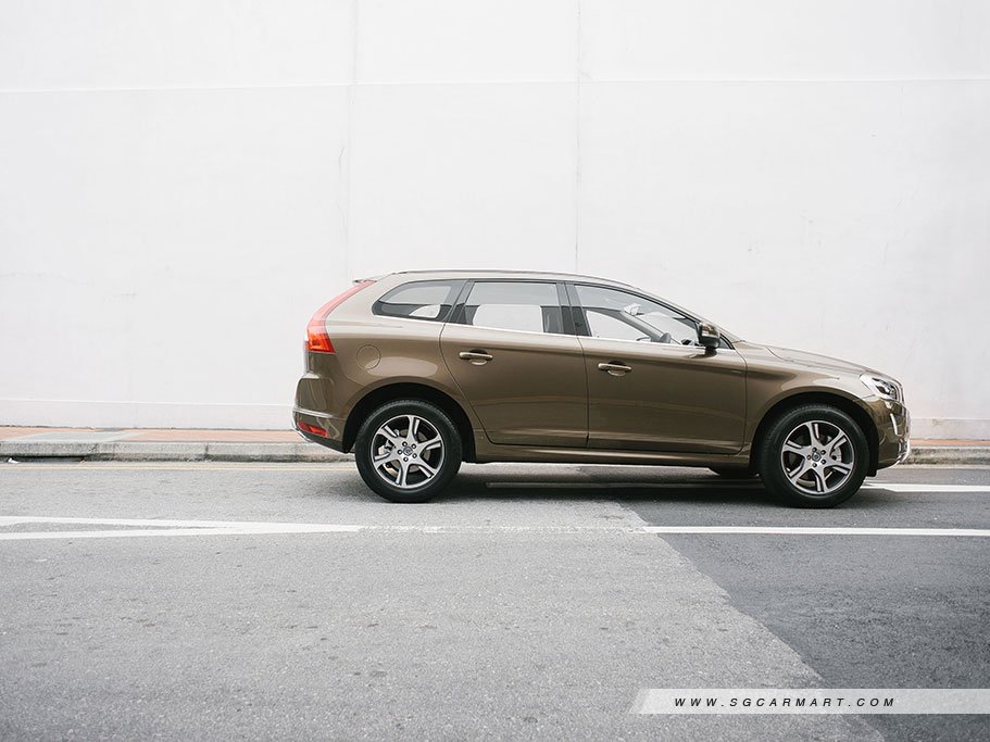 https://i.i-sgcm.com/new_cars/cars/10656/10656_g103