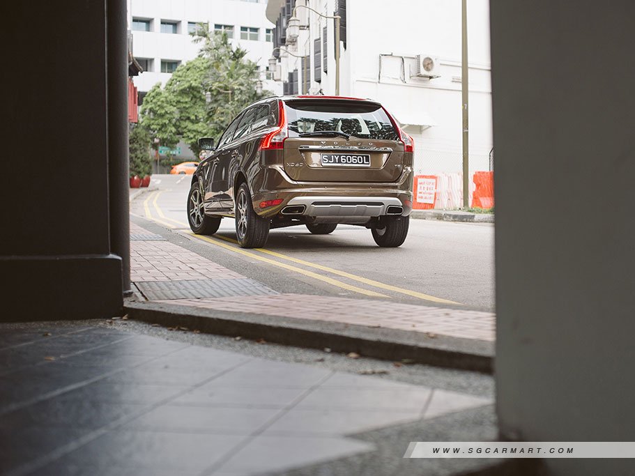 https://i.i-sgcm.com/new_cars/cars/10656/10656_g104