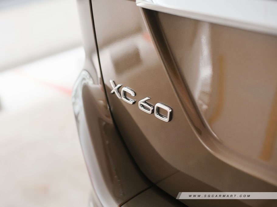 https://i.i-sgcm.com/new_cars/cars/10656/10656_g109