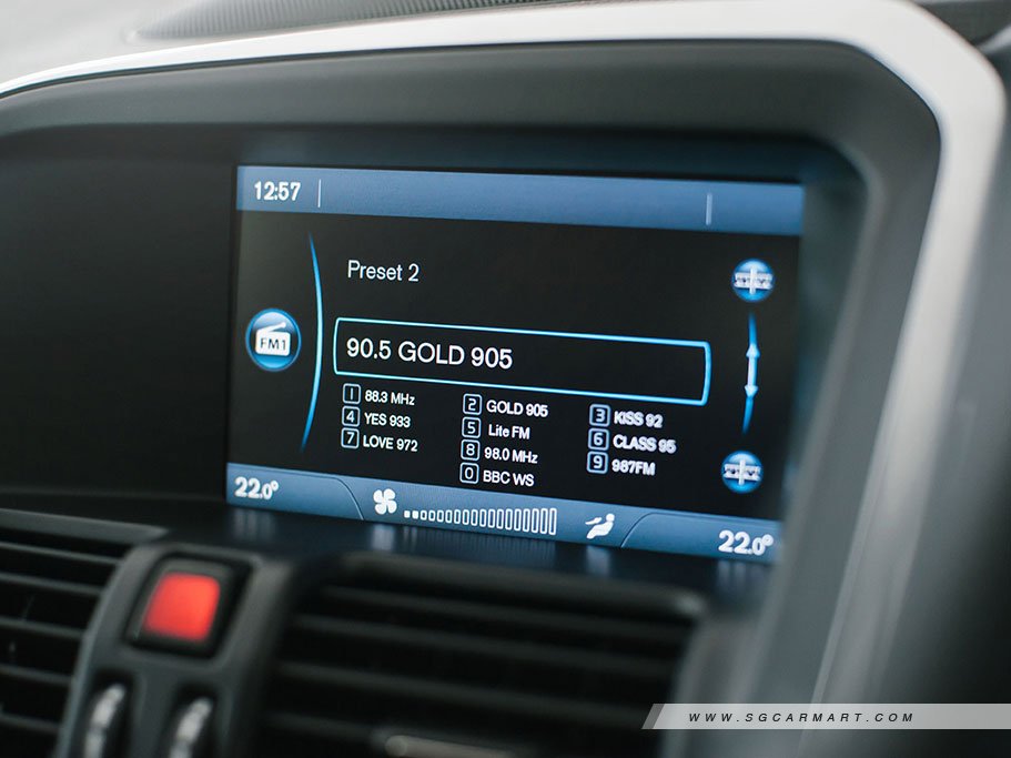 https://i.i-sgcm.com/new_cars/cars/10656/10656_g123
