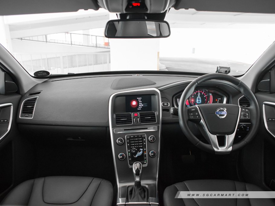 https://i.i-sgcm.com/new_cars/cars/10656/10656_g138