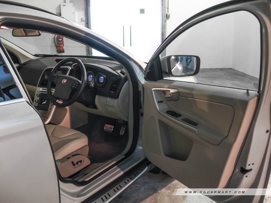 https://i.i-sgcm.com/new_cars/cars/10656/10656_g88