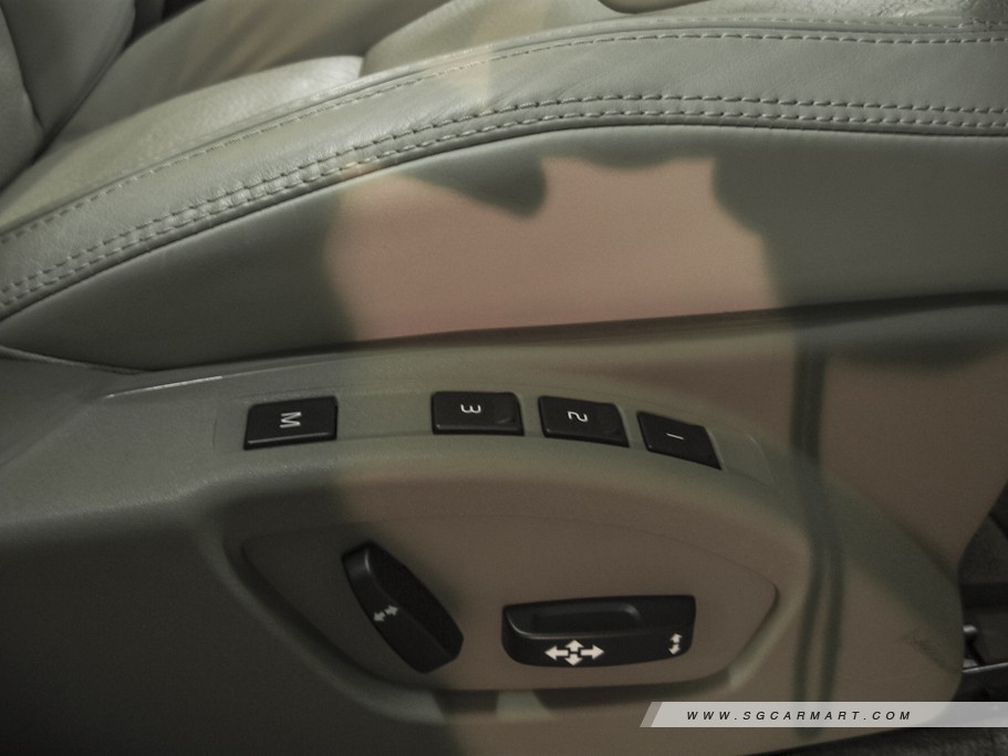 https://i.i-sgcm.com/new_cars/cars/10656/10656_g95