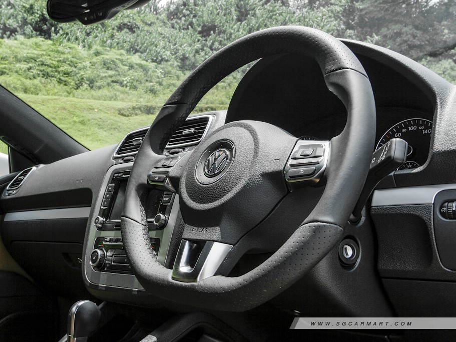 https://i.i-sgcm.com/new_cars/cars/10665/10665_g14