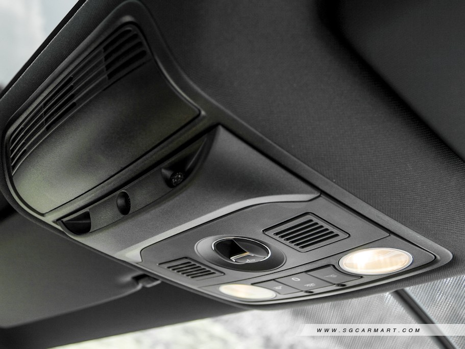 https://i.i-sgcm.com/new_cars/cars/10665/10665_g21