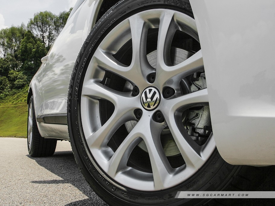 https://i.i-sgcm.com/new_cars/cars/10665/10665_g6