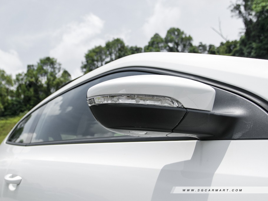 https://i.i-sgcm.com/new_cars/cars/10665/10665_g7