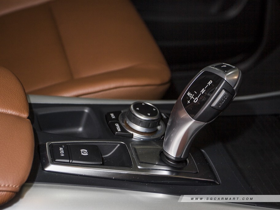 https://i.i-sgcm.com/new_cars/cars/10669/10669_g25
