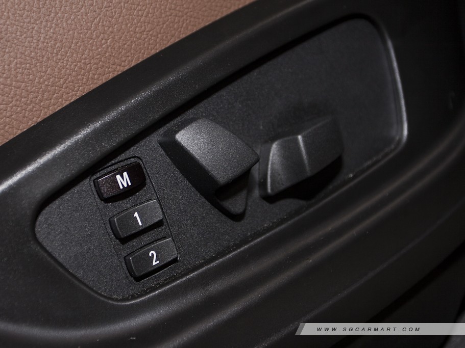 https://i.i-sgcm.com/new_cars/cars/10669/10669_g31