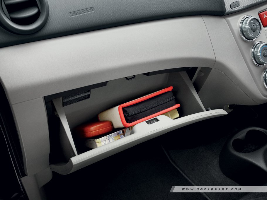 https://i.i-sgcm.com/new_cars/cars/10678/10678_g17