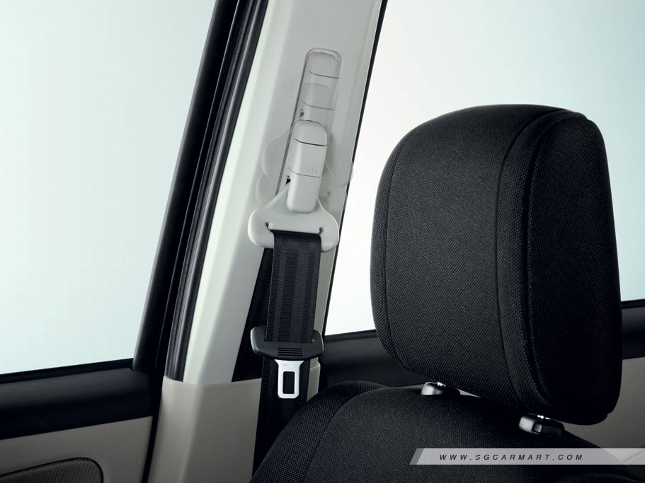 https://i.i-sgcm.com/new_cars/cars/10678/10678_g19