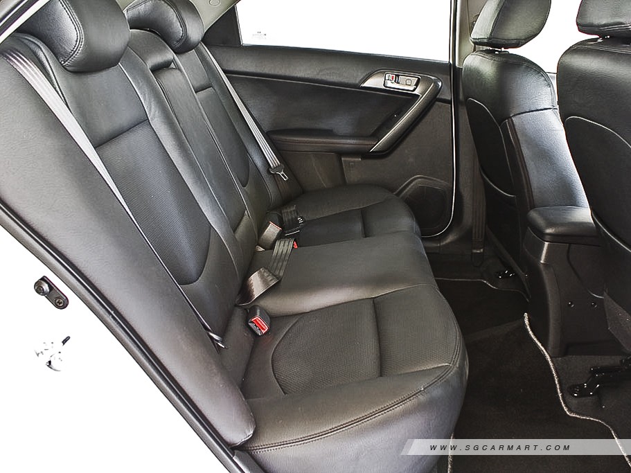 https://i.i-sgcm.com/new_cars/cars/10685/10685_g46