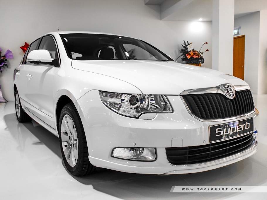 https://i.i-sgcm.com/new_cars/cars/10697/10697_g26