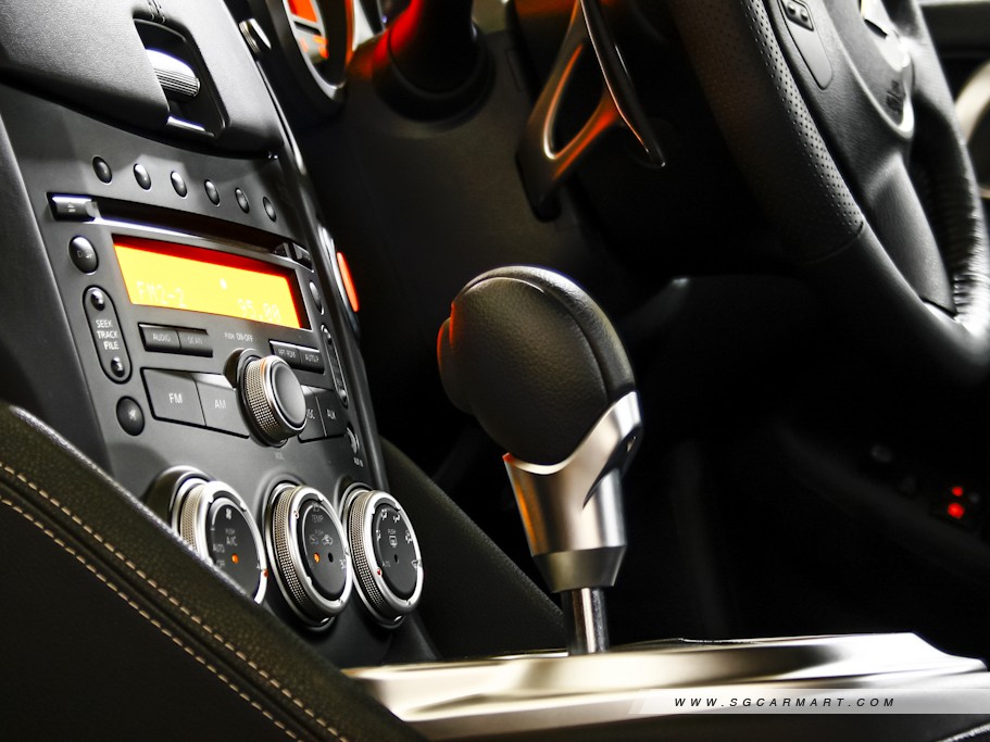 https://i.i-sgcm.com/new_cars/cars/10700/10700_g17
