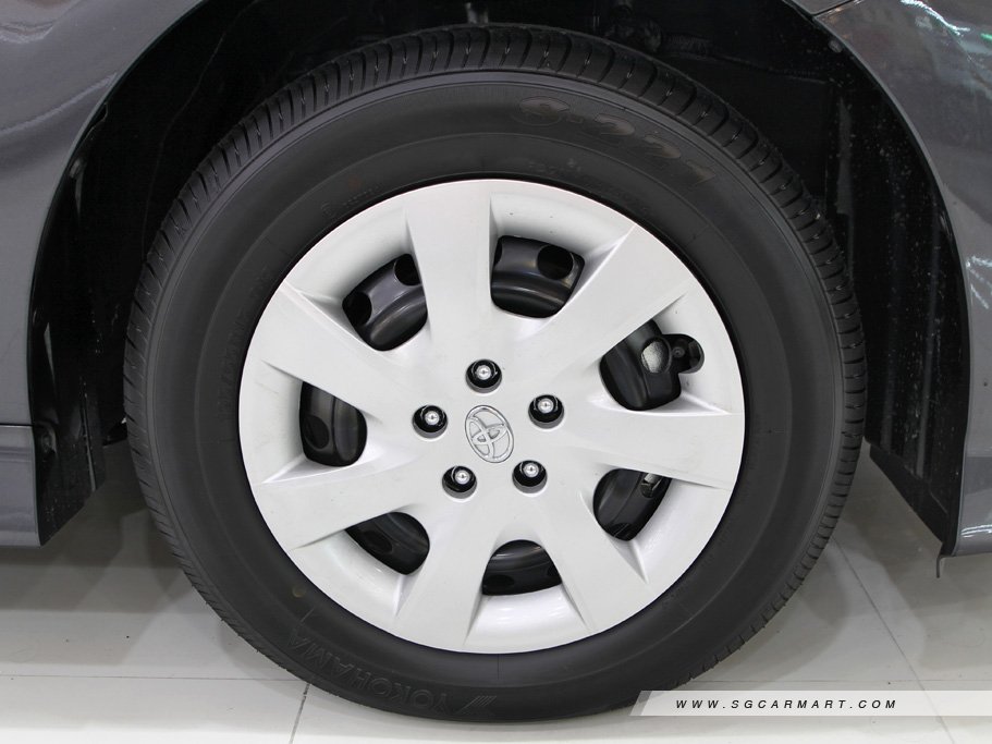 https://i.i-sgcm.com/new_cars/cars/10702/10702_g37