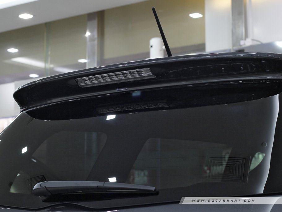 https://i.i-sgcm.com/new_cars/cars/10702/10702_g40