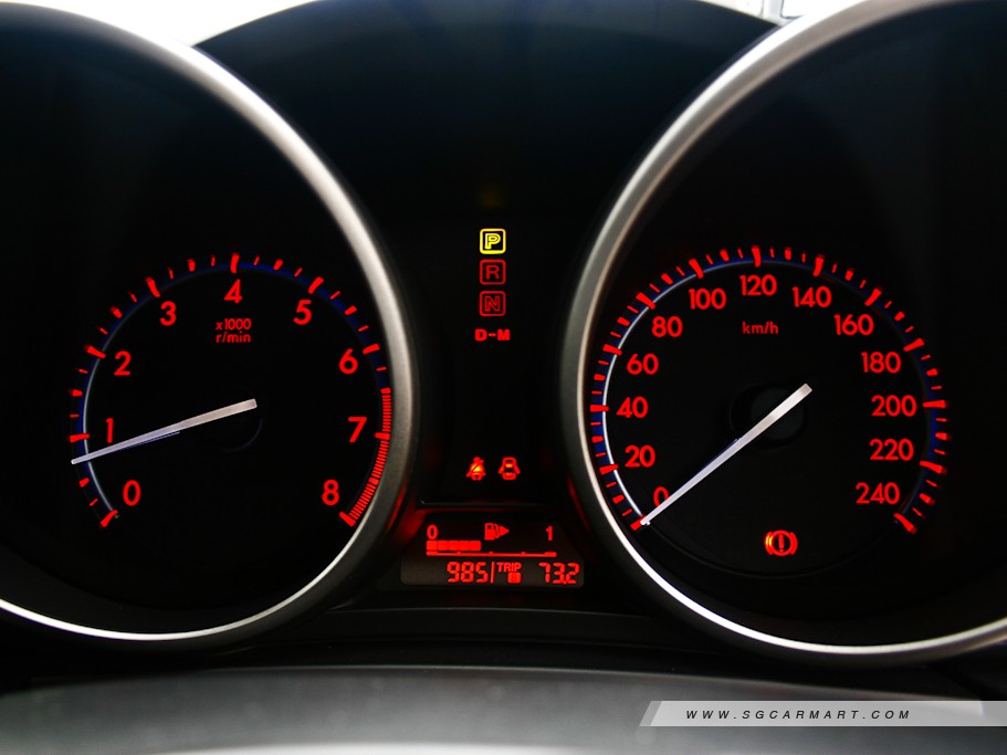 https://i.i-sgcm.com/new_cars/cars/10710/10710_g23