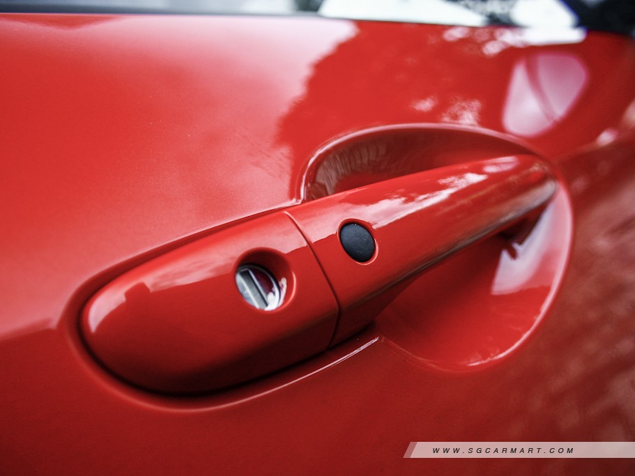 https://i.i-sgcm.com/new_cars/cars/10710/10710_g7