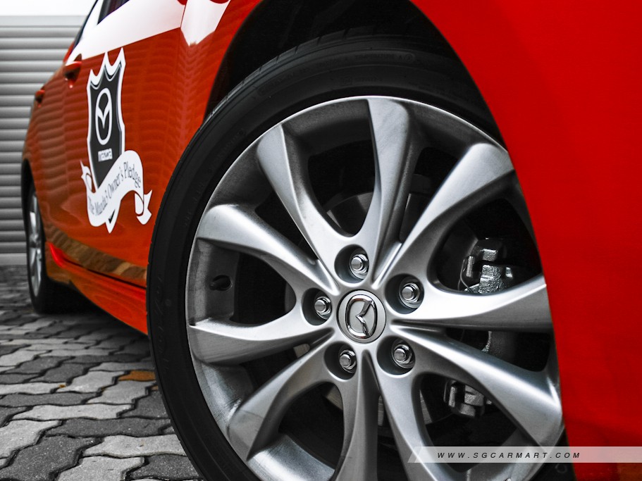 https://i.i-sgcm.com/new_cars/cars/10710/10710_g9