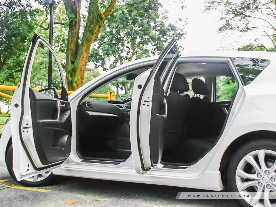 https://i.i-sgcm.com/new_cars/cars/10711/10711_g12