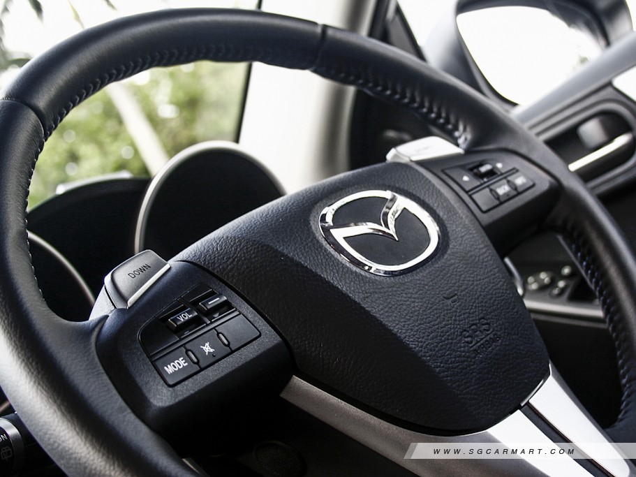 https://i.i-sgcm.com/new_cars/cars/10711/10711_g18