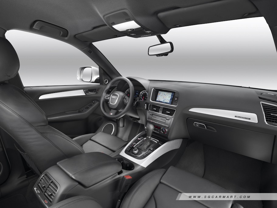 https://i.i-sgcm.com/new_cars/cars/10713/10713_g8