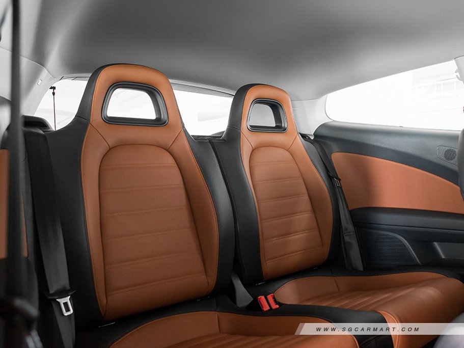https://i.i-sgcm.com/new_cars/cars/10725/10725_g95