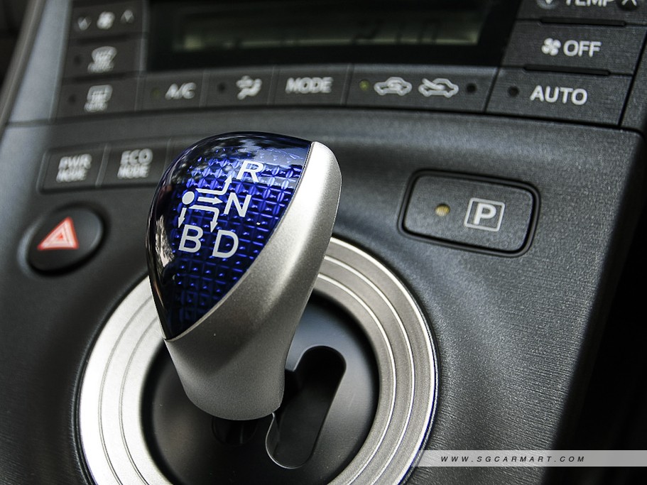 https://i.i-sgcm.com/new_cars/cars/10730/10730_g16