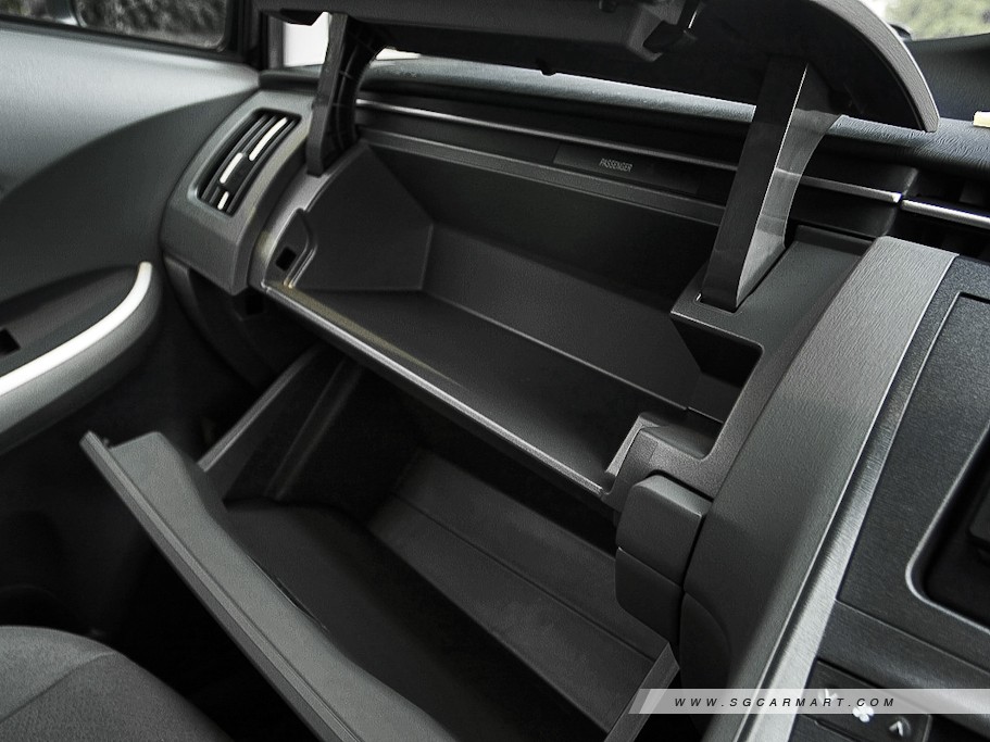 https://i.i-sgcm.com/new_cars/cars/10730/10730_g19