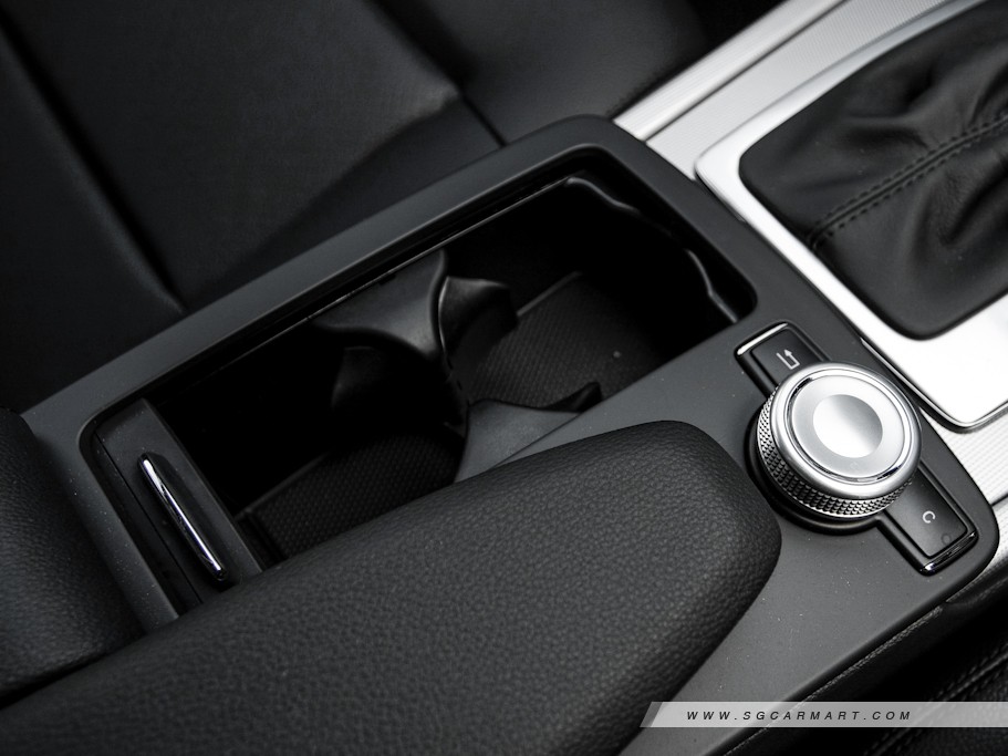 https://i.i-sgcm.com/new_cars/cars/10732/10732_g114