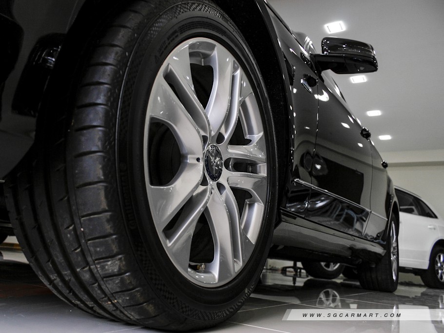 https://i.i-sgcm.com/new_cars/cars/10732/10732_g74