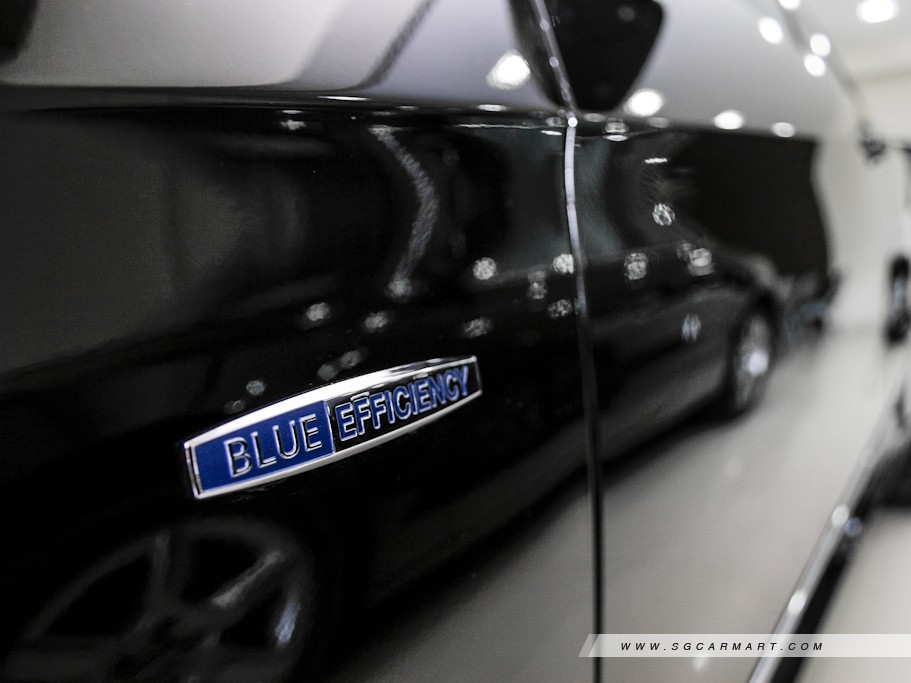 https://i.i-sgcm.com/new_cars/cars/10732/10732_g75