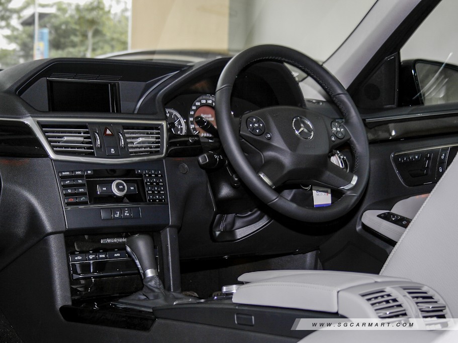 https://i.i-sgcm.com/new_cars/cars/10732/10732_g77