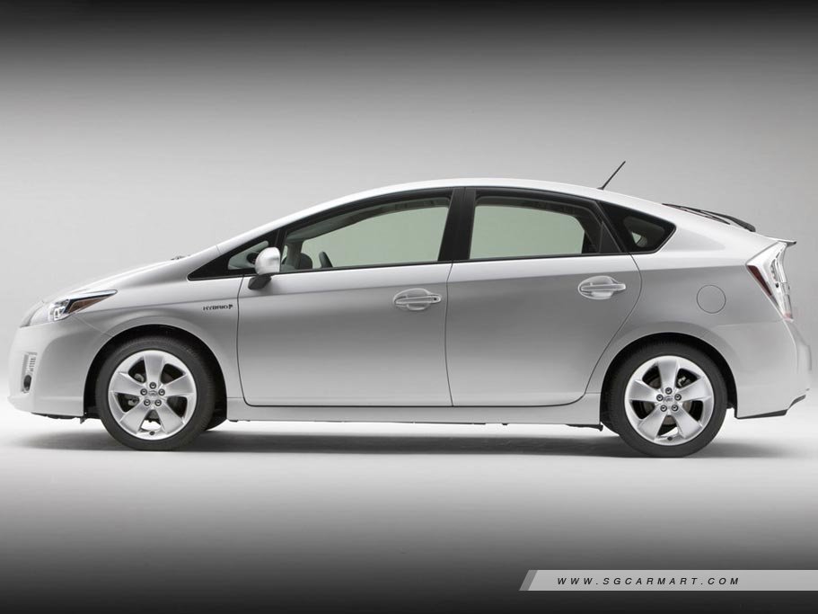 https://i.i-sgcm.com/new_cars/cars/10737/10737_g2