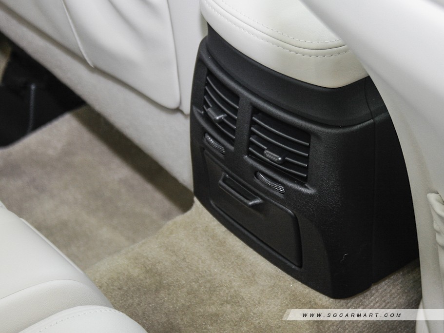 https://i.i-sgcm.com/new_cars/cars/10738/10738_g28