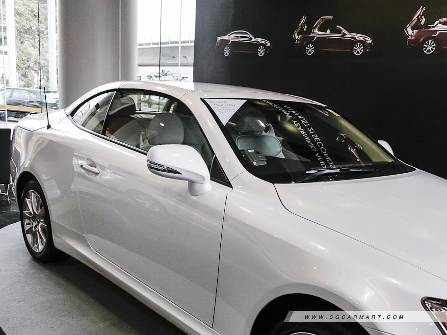 https://i.i-sgcm.com/new_cars/cars/10738/10738_g4