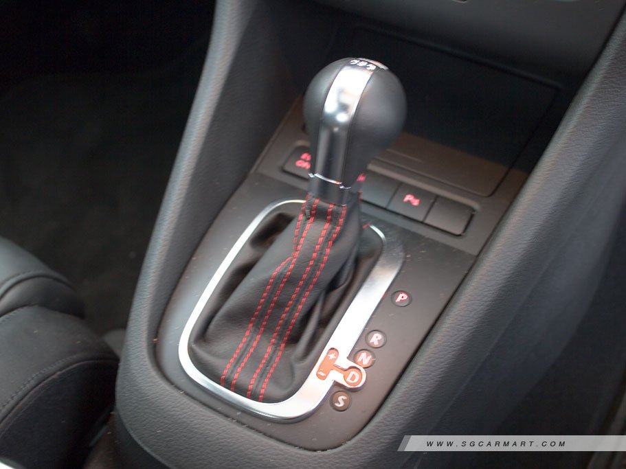https://i.i-sgcm.com/new_cars/cars/10746/10746_g18